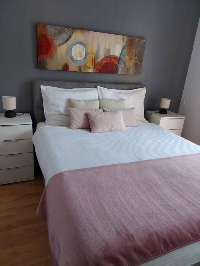 Апартаменты Apartman Larisa Кампор Экстерьер фото